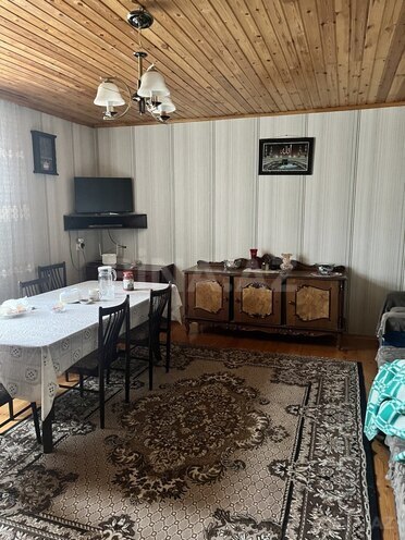 7 otaqlı həyət evi/bağ evi - M.Ə.Rəsulzadə q. - 200 m² (3)