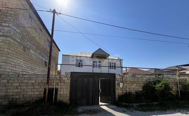 7 otaqlı həyət evi/bağ evi - M.Ə.Rəsulzadə q. - 200 m² (2)