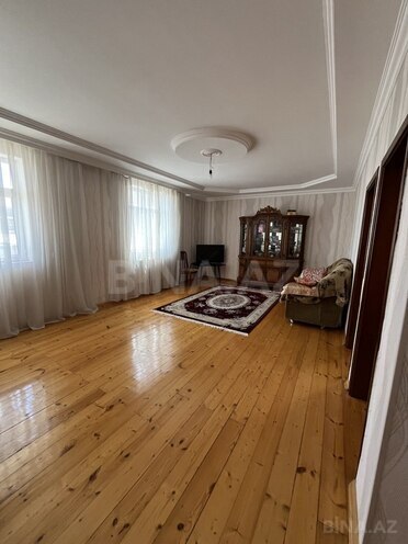 7 otaqlı həyət evi/bağ evi - M.Ə.Rəsulzadə q. - 200 m² (10)