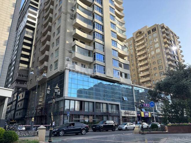 Obyekt - Şah İsmayıl Xətai m. - 194 m² (1)