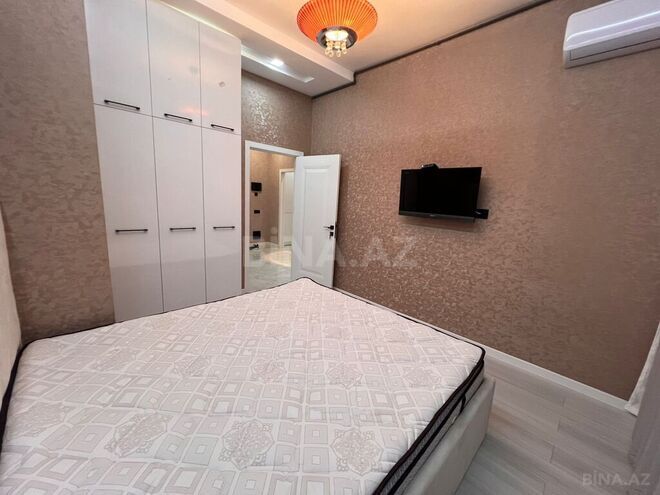 2-комн. новостройка - м. 28 мая - 70 м² (3)