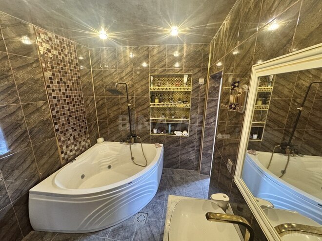 10 otaqlı həyət evi/bağ evi - Gəncə - 265.5 m² (16)