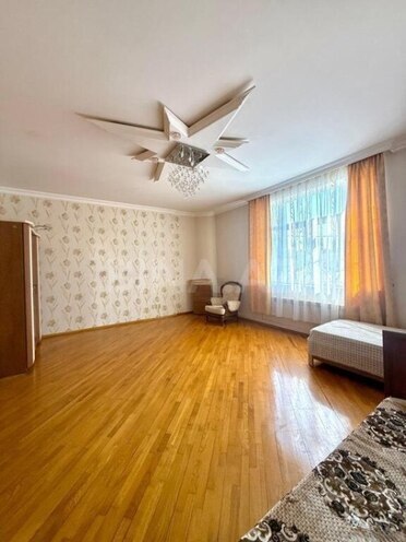 3-комн. новостройка - м. 28 мая - 151 м² (7)