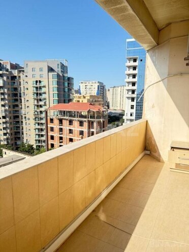 3-комн. новостройка - м. 28 мая - 151 м² (9)