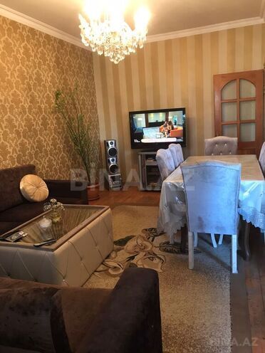 3 otaqlı köhnə tikili - 20 Yanvar m. - 80 m² (1)