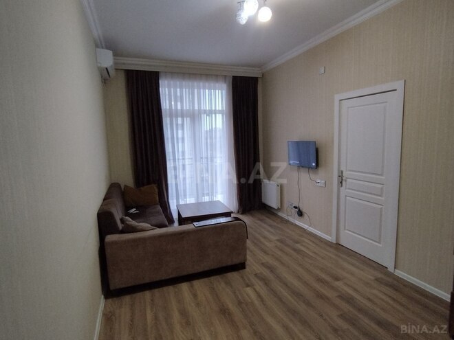 1 otaqlı yeni tikili - İnşaatçılar m. - 42 m² (1)