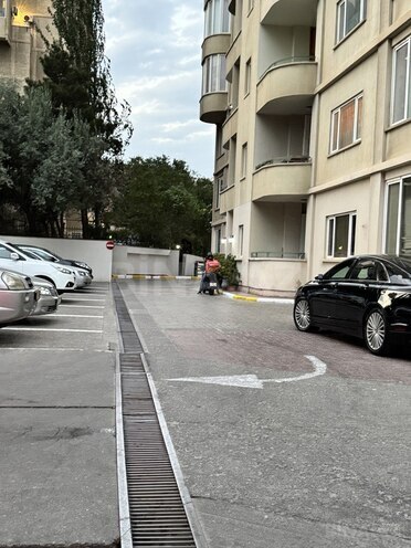 2 otaqlı yeni tikili - Elmlər Akademiyası m. - 107 m² (4)