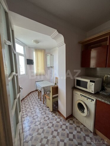 3 otaqlı köhnə tikili - 20 Yanvar m. - 82 m² (16)