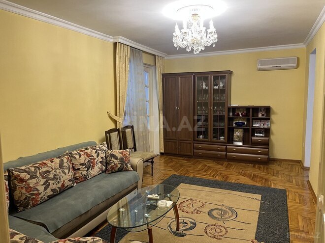 3 otaqlı köhnə tikili - 20 Yanvar m. - 82 m² (2)