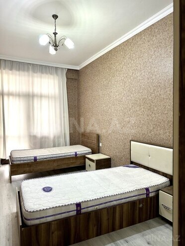 2-комн. новостройка - Насиминский  р. - 70 м² (2)