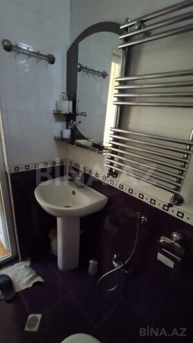 6 otaqlı həyət evi/bağ evi - Sulutəpə q. - 210 m² (21)
