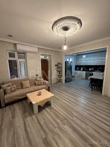 4 otaqlı həyət evi/bağ evi - Avtovağzal m. - 100 m² (14)