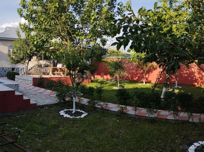 4 otaqlı həyət evi/bağ evi - Qəbələ - 130 m² (11)