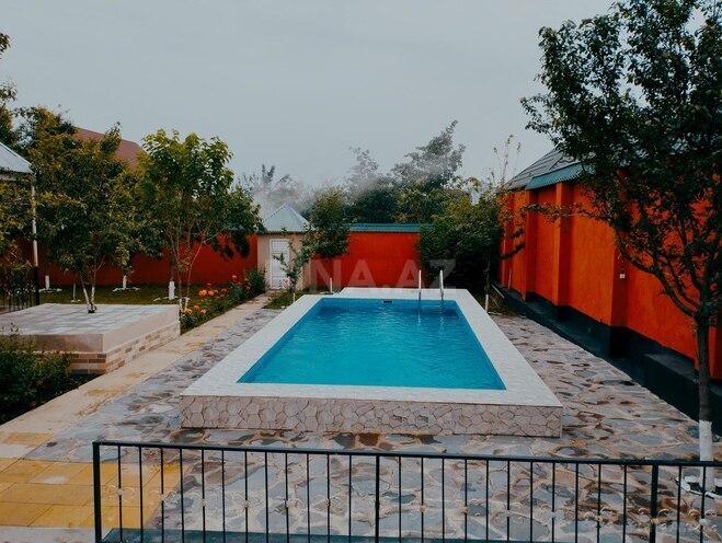 4 otaqlı həyət evi/bağ evi - Qəbələ - 130 m² (6)
