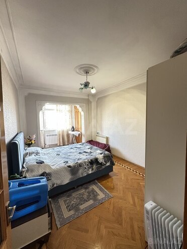 3 otaqlı köhnə tikili - 8-ci mikrorayon q. - 85 m² (7)