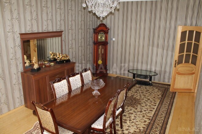 5 otaqlı həyət evi/bağ evi - Sulutəpə q. - 318 m² (5)