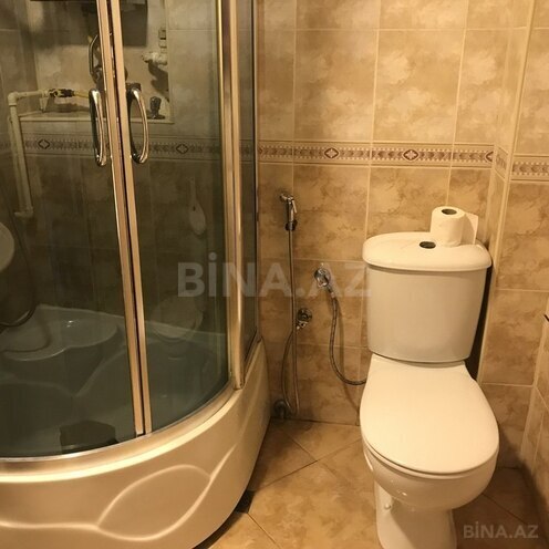 3 otaqlı köhnə tikili - Neftçilər m. - 65 m² (16)