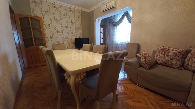 3 otaqlı köhnə tikili - 9-cu mikrorayon q. - 80 m² (5)