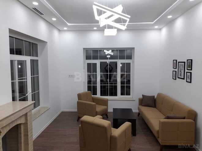 8 otaqlı həyət evi/bağ evi - Şüvəlan q. - 200 m² (8)