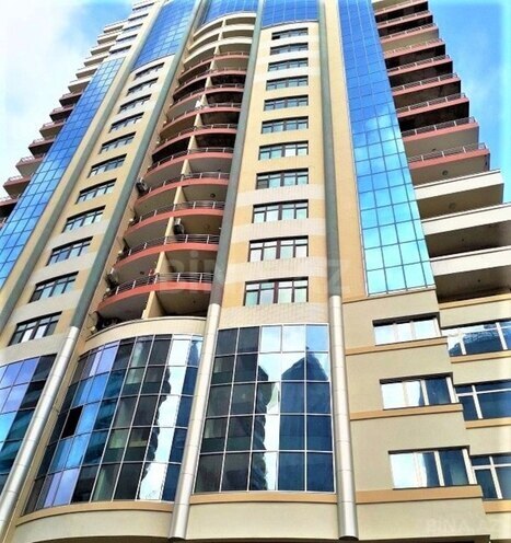 3 otaqlı yeni tikili - 28 May m. - 175 m² (1)