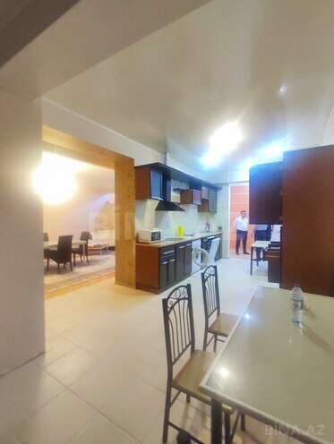 4 otaqlı yeni tikili - Gənclik m. - 220 m² (19)
