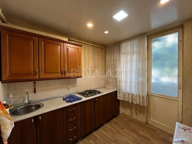 2 otaqlı köhnə tikili - Elmlər Akademiyası m. - 65 m² (9)