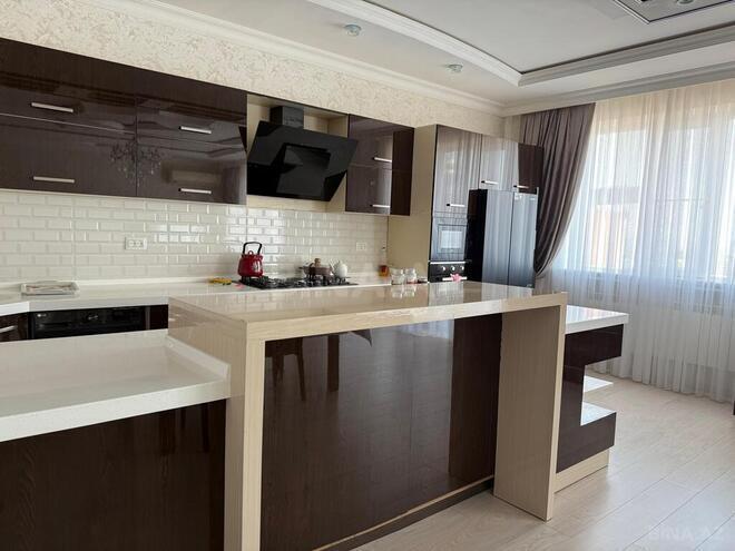 4 otaqlı yeni tikili - 8 Noyabr m. - 150 m² (19)