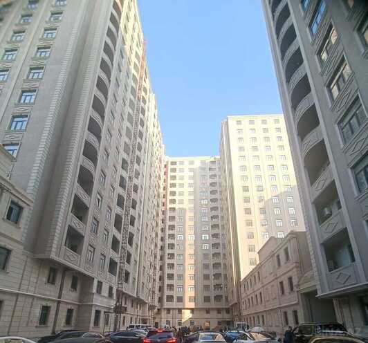 3-комн. новостройка - м. 28 мая - 105 м² (1)