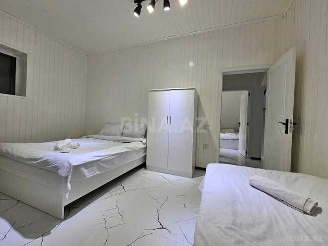 5 otaqlı həyət evi/bağ evi - Qəbələ - 200 m² (26)