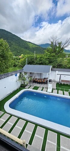 5 otaqlı həyət evi/bağ evi - Qəbələ - 200 m² (5)