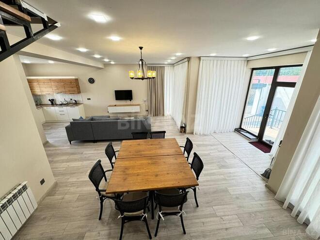 6 otaqlı həyət evi/bağ evi - Qəbələ - 200 m² (11)