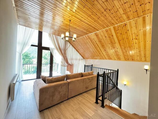 6 otaqlı həyət evi/bağ evi - Qəbələ - 200 m² (23)
