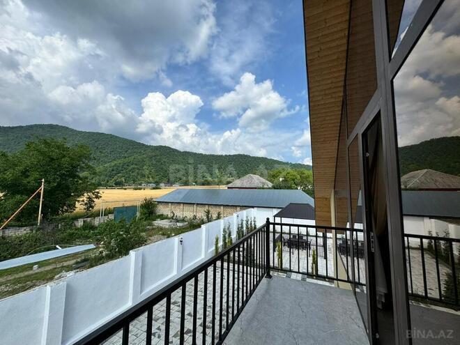 6 otaqlı həyət evi/bağ evi - Qəbələ - 200 m² (27)