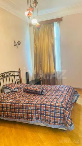 3 otaqlı köhnə tikili - Sahil m. - 85 m² (14)