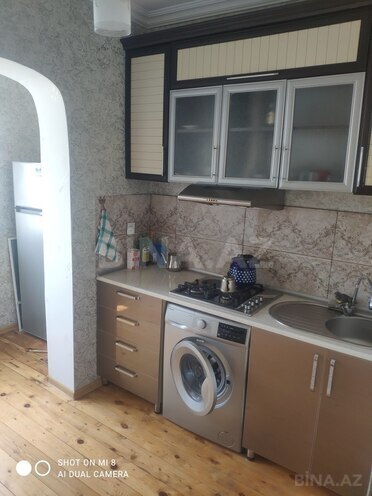 2 otaqlı köhnə tikili - Massiv V q. - 90 m² (2)