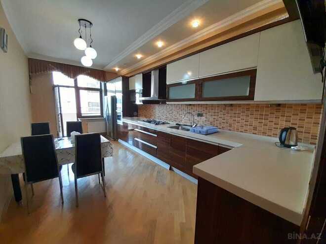 3-комн. новостройка - м. 28 мая - 170 м² (4)