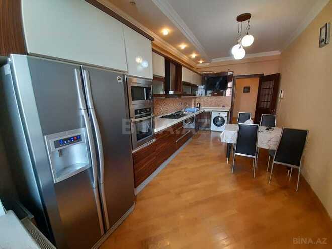 3-комн. новостройка - м. 28 мая - 170 м² (2)