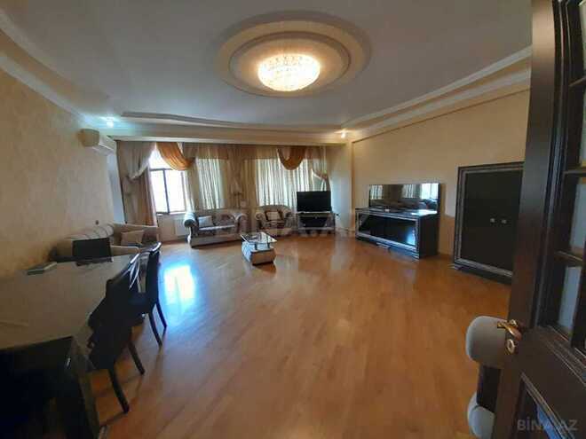 3-комн. новостройка - м. 28 мая - 170 м² (18)