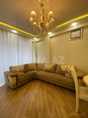 3-комн. новостройка - м. 20 января - 90 м² (2)