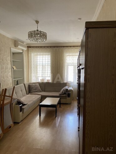 2 otaqlı köhnə tikili - 28 May m. - 40 m² (2)