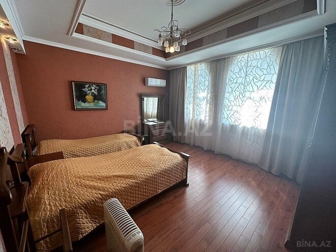 6-комн. дом/дача - пос. Новханы - 400 м² (11)