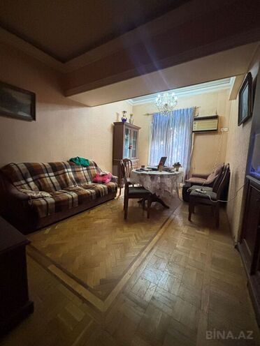 3 otaqlı köhnə tikili - Nəsimi r. - 100 m² (1)