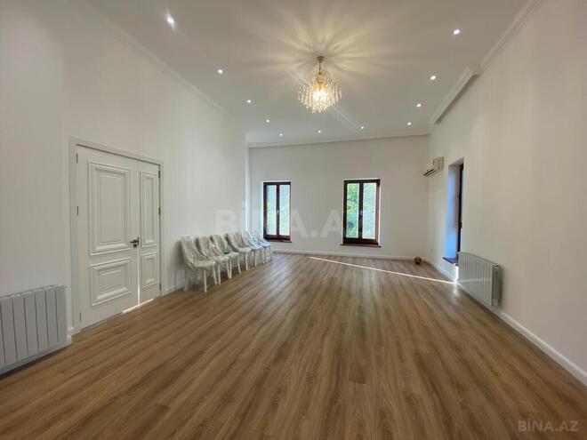 9 otaqlı həyət evi/bağ evi - Novxanı q. - 400 m² (21)