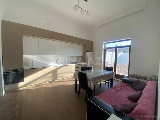 9 otaqlı həyət evi/bağ evi - Novxanı q. - 400 m² (25)