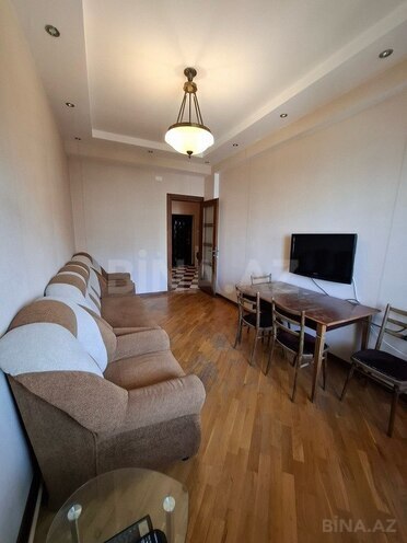 2-комн. новостройка - м. Иншаатчылар - 60 м² (2)