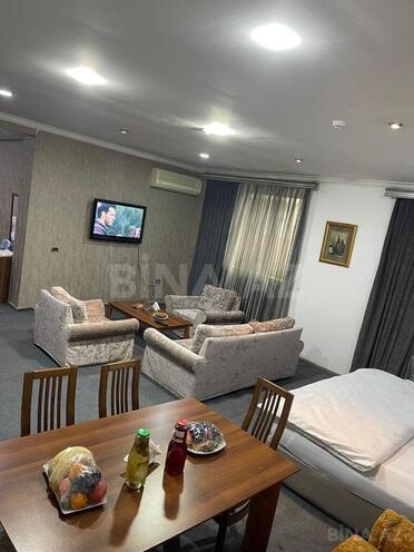 2 otaqlı köhnə tikili - Gənclik m. - 22 m² (6)