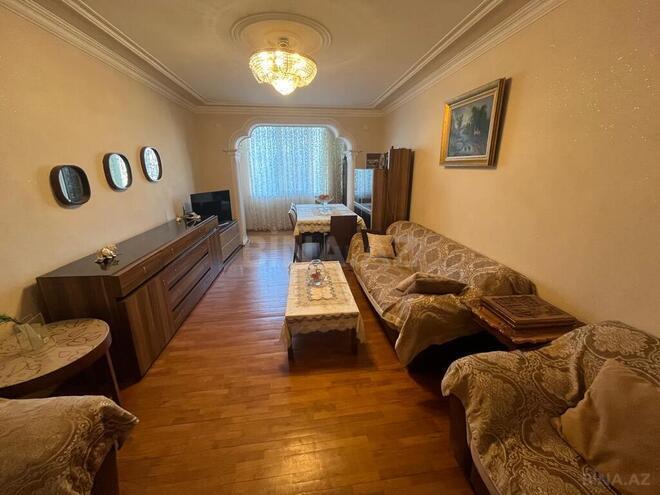 3 otaqlı köhnə tikili - Elmlər Akademiyası m. - 70 m² (3)
