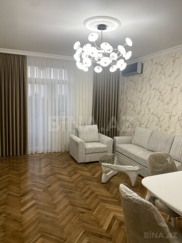 3-комн. вторичка - м. Сахил - 75 м² (2)