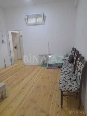 Obyekt - İnşaatçılar m. - 150 m² (1)