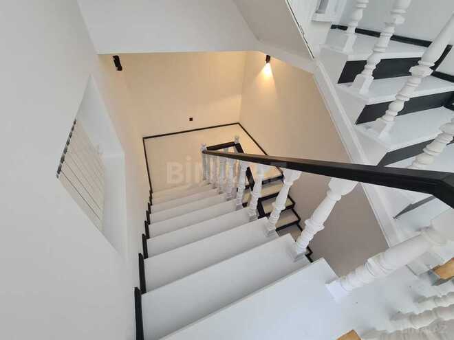 Продаётся 8-комн. дом/дача 600 м², пос. 8-й мкр, photo 29 from 32